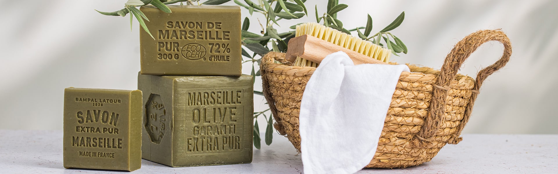 Savon de Marseille aux huiles végétales d'olive